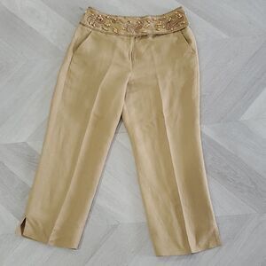 Larry Levine Womans Hand Beaded,Embroidered Tan Linen Blend Capri, SIZE 4